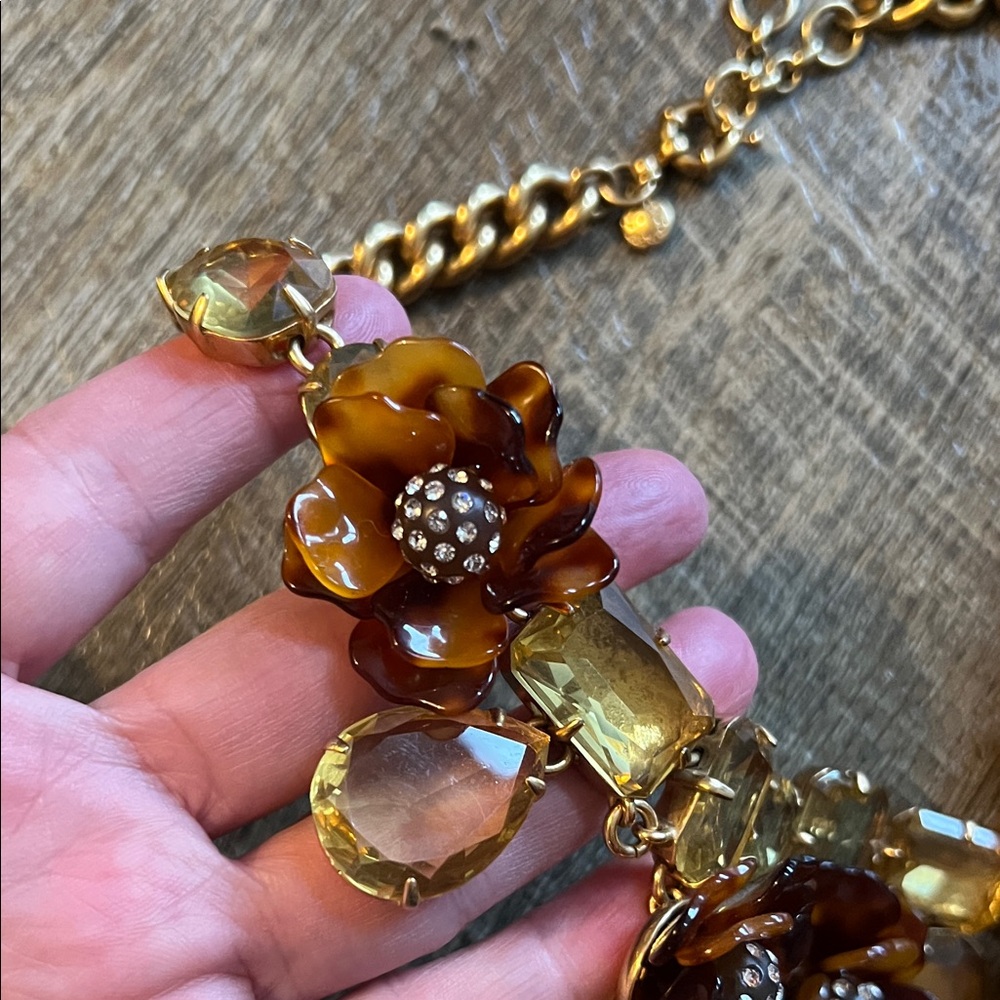 Vintage J. Crew Crystal Gold and Tortoise  Floral Statement Necklace - Picture 8 of 8